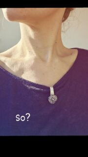 #schmuckdesign #silberschmuck #handmadejewelry #slowfashion #accessoires
#madeinbasel #ansteckschmuck #geschenkidee